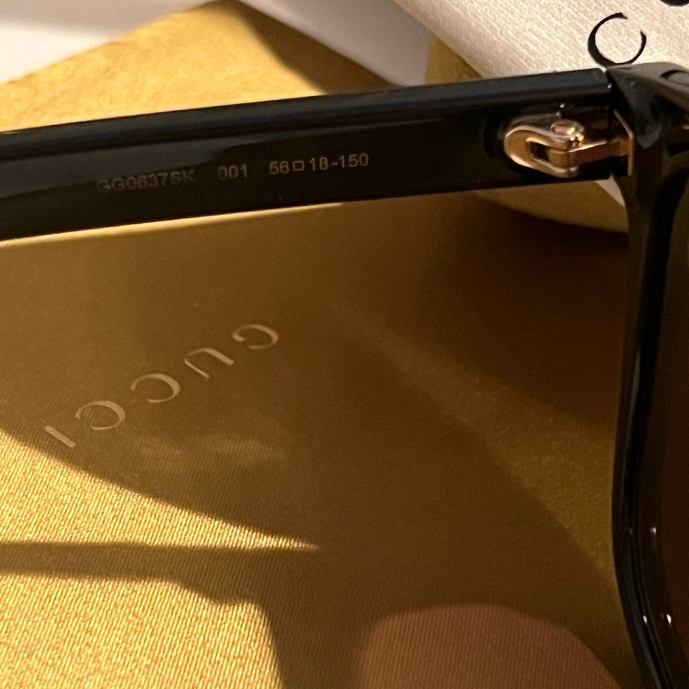 EUC Black Square Gucci Sunglasses- Authentic - Picture 5 of 8